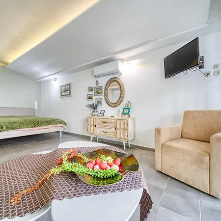 Magical View 2 Asproneri, *