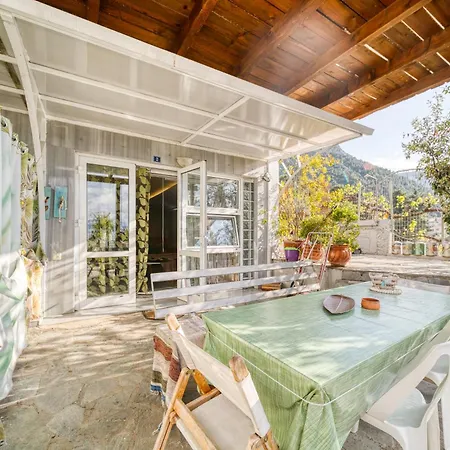 Magical View 2 Asproneri, Apartment Kamena Vourla